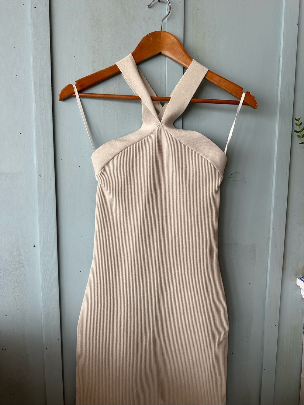 Aritzia Babaton Sculpt Knit Criss Cross Dress Cream Size Medium - Picture 8 of 12